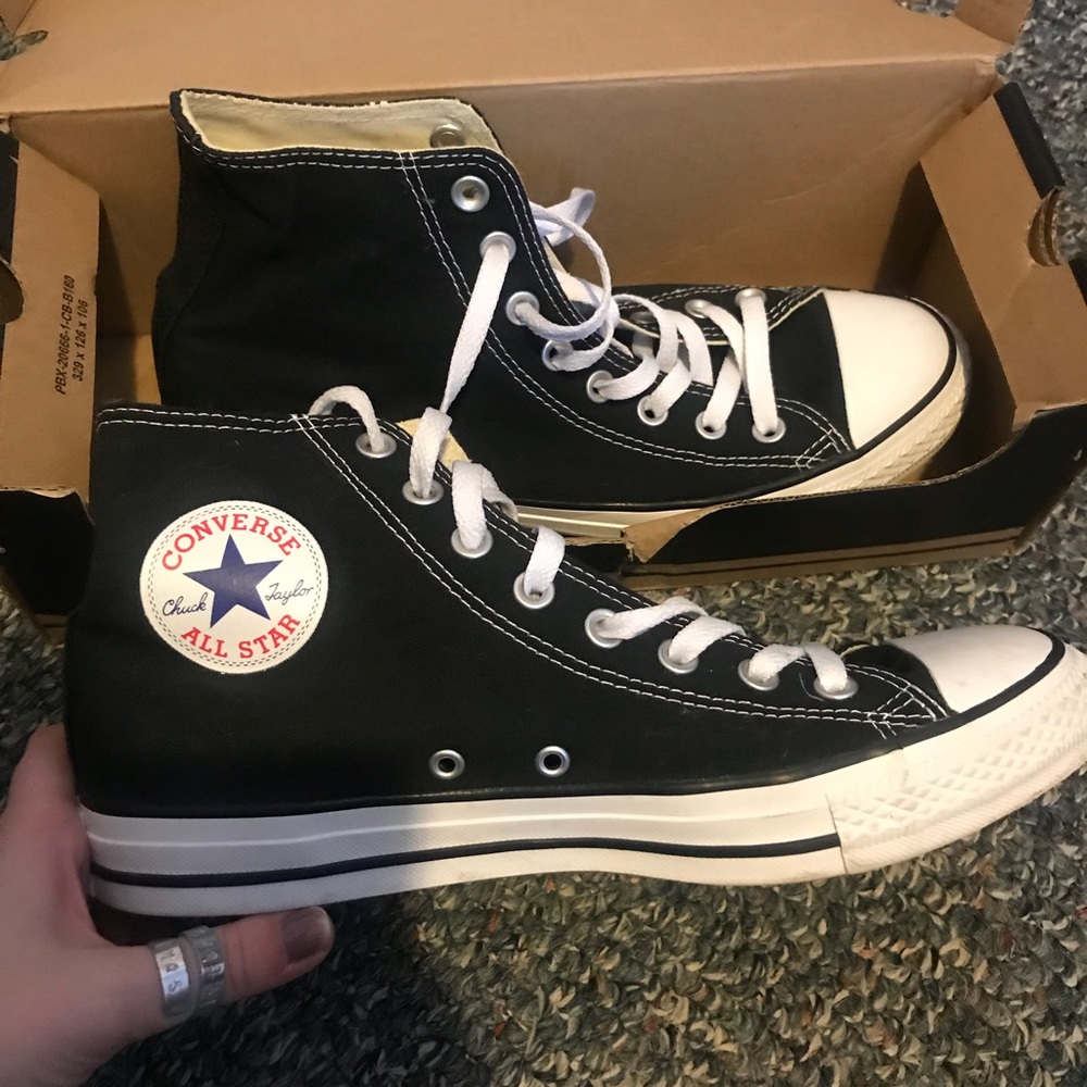 Black high top converse